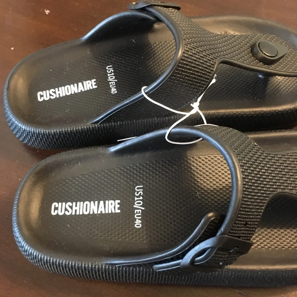 Cushionaire Black Slide Sandals NWT - Picture 9 of 12